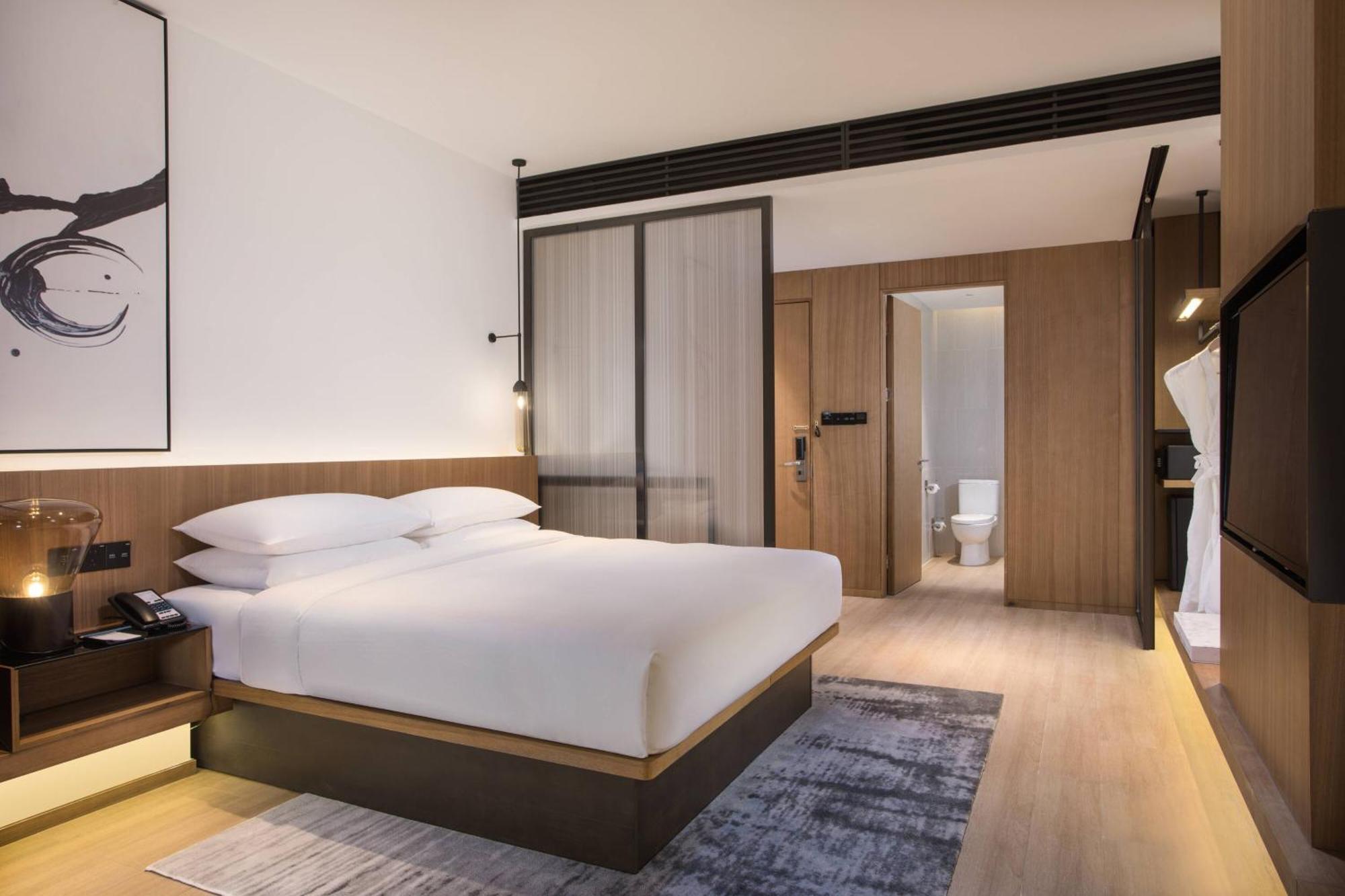 Fairfield By Marriott Xi'an North Station Hotel