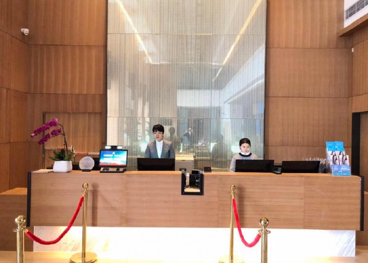 Fairfield By Marriott Xi'an North Station Hotel
