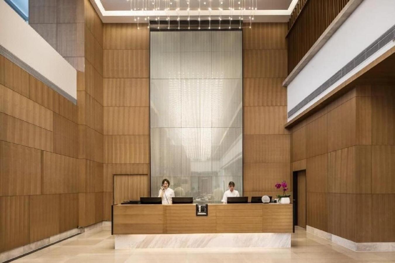 Fairfield By Marriott Xi'an North Station 5*